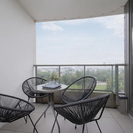 Przestronny Apartament Z Balkonem By Noclegi Renters Krakow Exterior photo