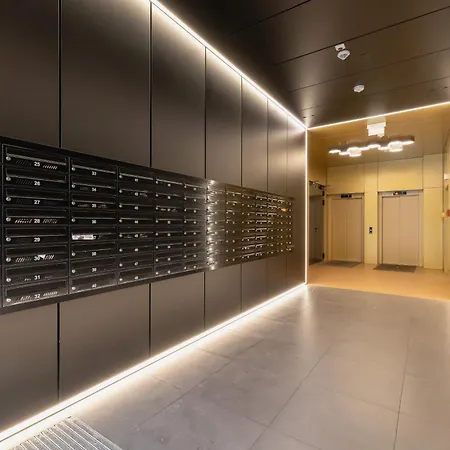 Przestronny Apartament Z Balkonem By Noclegi Renters Krakow Exterior photo