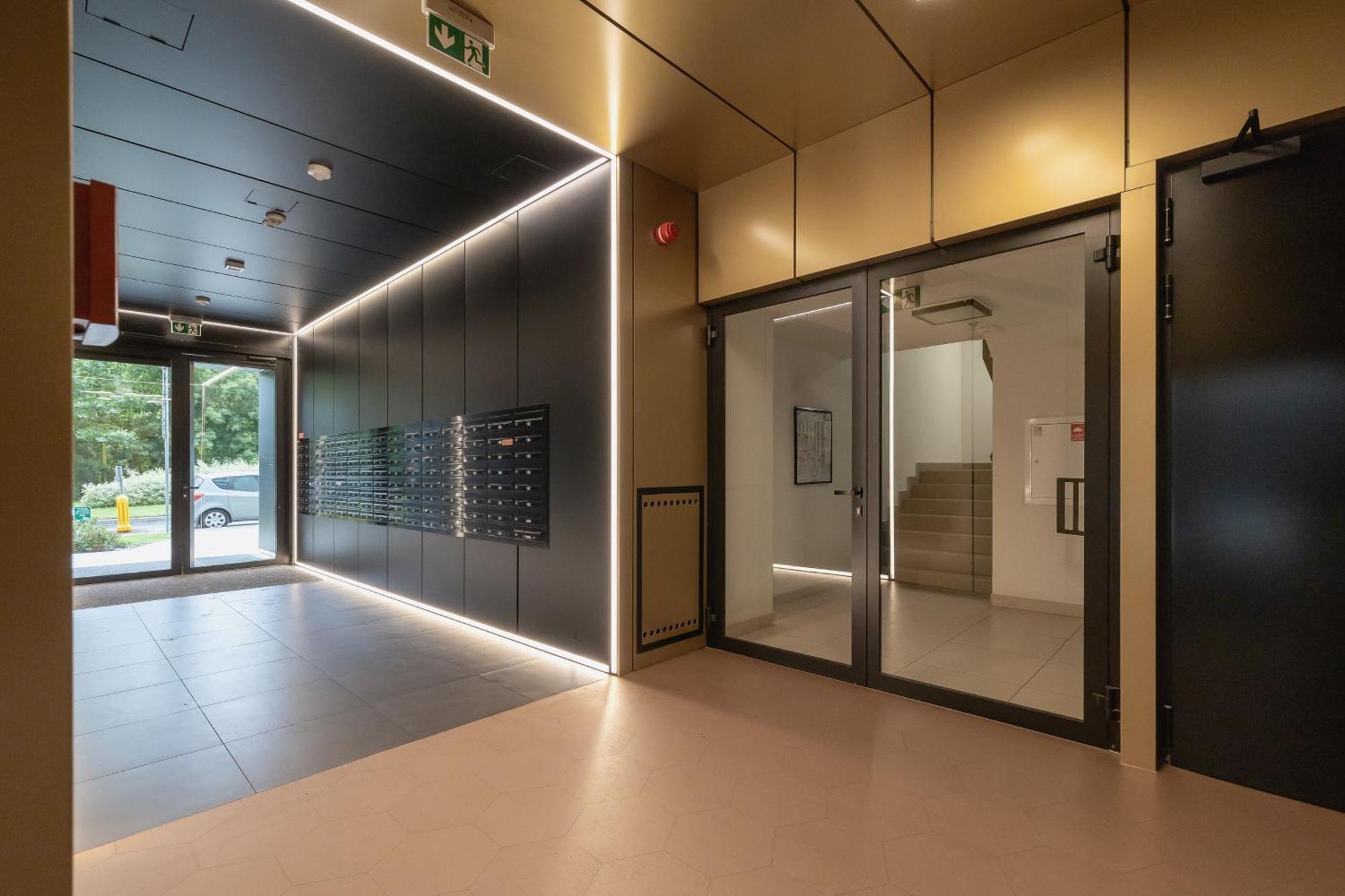 Apartment Przestronny Z Balkonem By Renters Krakow