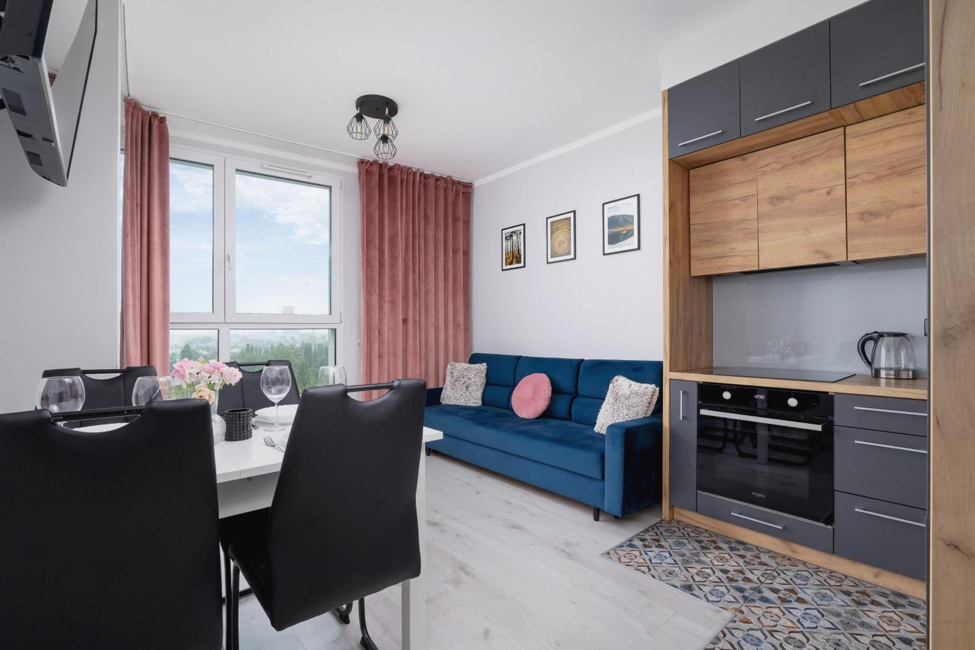 Przestronny Z Balkonem By Renters * Krakow